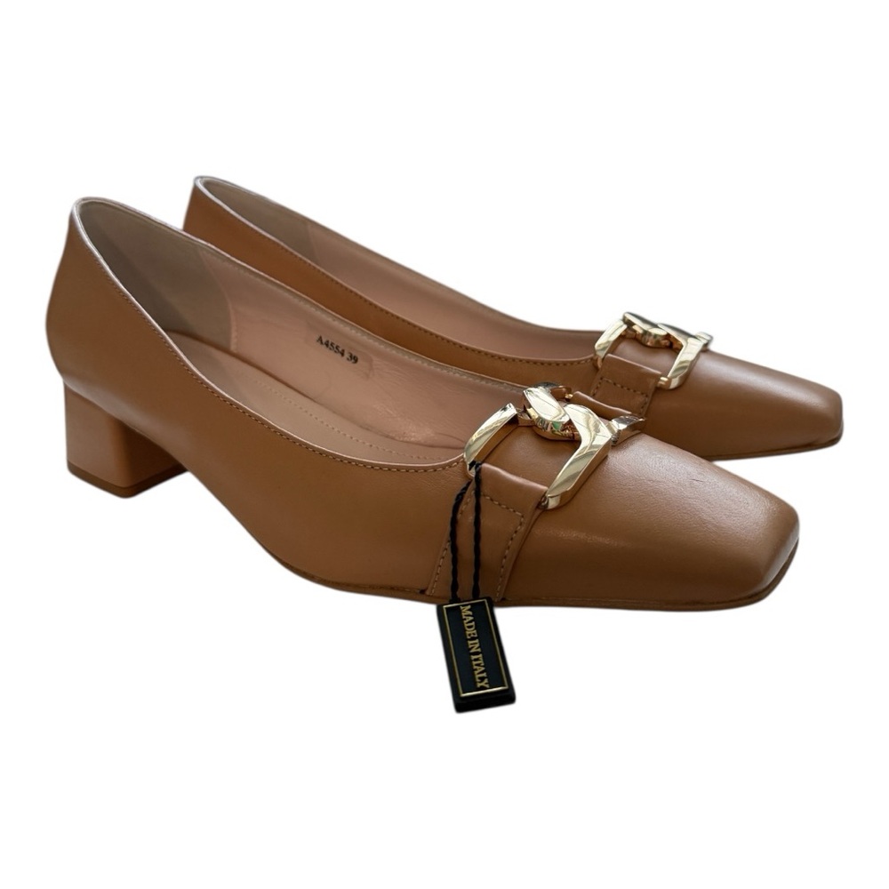 NWOT Napoleoni Leather Square Toe Pumps in Beige Size 39